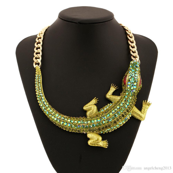 Fashion Jewelry Necklaces Accessoires for Women /Teen Girls for Decoration Crocodile Shape Necklace With Acrylic Rhinestone X303