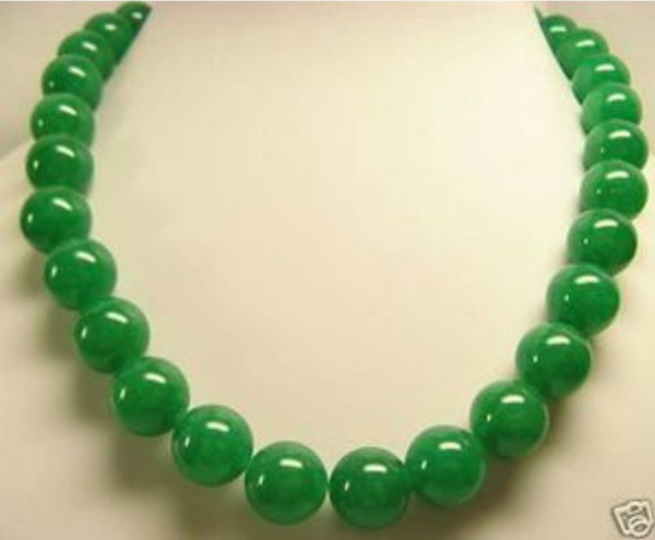 Beautiful GREEN Jade 14mm Beads Necklace 18