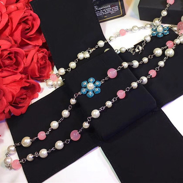 2019 luxury designer necklaces Blue and pink petal pearl sweater chain women silver chain necklace Flower Necklace