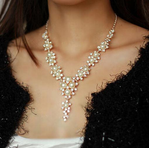 Fashion Clavicular Brilliant Diamond Crystal Necklace Charms Pendant Necklaces Handmade Pearl Wedding Party