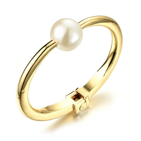 2017 hot New women gold smooth pearl opening Alloy Bracelet