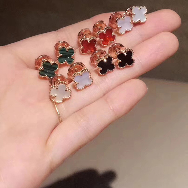 2019 S925 sterling silver earrings female models Korean version of the four clover grass rose gold black agate mini stud earrings wholesale