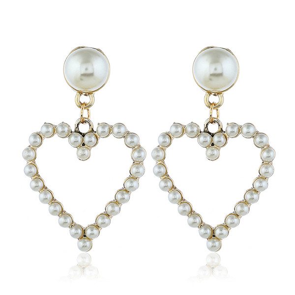 New Heart Pearl Earring For Femal Personality Hollow Earring Stud Hot Selling Pendant Pearl Charm Ear Stud Wholesaler Anti-allergy Earrings