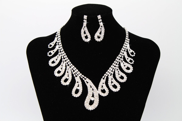 Fashion Crystal Necklace & Earring Jewelry Set Wedding Bridal Prom Cocktail Evening party Jewelry Set Rhinestone Stud Earring Necklaces