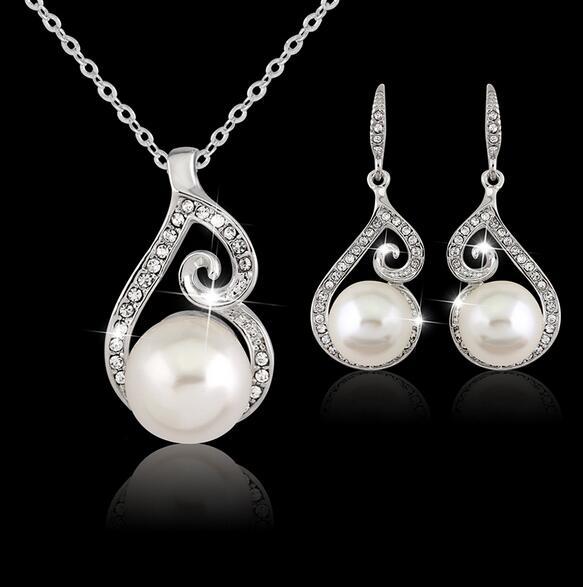 Sliver plated Rhinestone Simulated Bride Pearl necklace earrings wedding banquet package jewelry sets Bride gift ca084