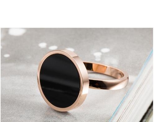 Japan and South Korea rose gold jewelry simple fritillary titanium titanium ring inlaid with shell big exaggerated personality