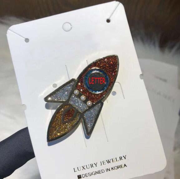 New Fashion Crystal Pearl Airplane Brooch Pins With Double Layers Letters Brooch Badge Women Girl Suit Shirt Accessories