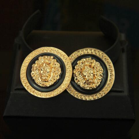 Vintage Baroque Lion Head Earrings 18K Gold Round Ear Studs Eardrop Women Party Jewelry Gift Accessories