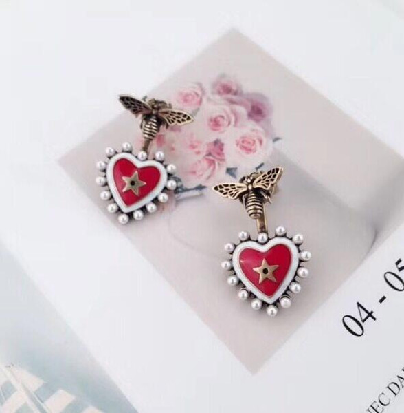 Vintage Fashion Bronze Bee Ear Studs Pearl Enamel Heart Dangle Earrings With Letters Logo Stamp Ear Studs For Women Party Jewelry Gift