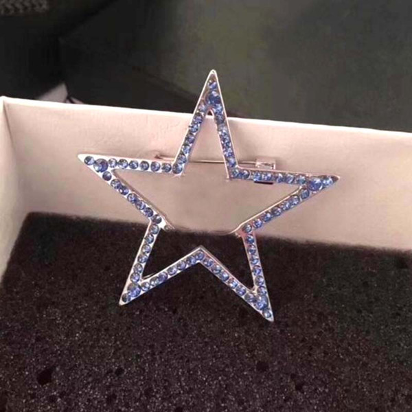 High-end Brand Design Star Shape Brooch With Double Layers Letters Brooch Pins Silver Tone Crystal Scarf Clips Women Suit Accessory Jewelry