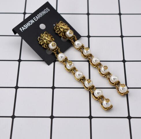 Temperment Women Lion Head Earrings Letters Design Long Pearl Dangle Eardrop Ear Studs For Women Bride Wedding Jewelry Accessories