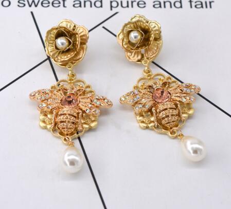Gorgeous Baroque Insect Bee Dangle Earrings Crystal Pearl Ear Studs Eardrop For Women Girl Party Jewelry Accessories