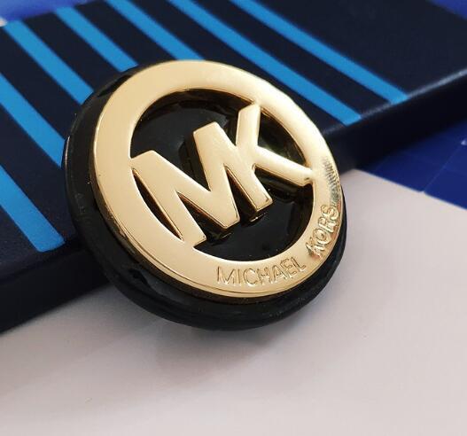 Classic Brand Letters Micheal Logo Brooches Button Design Brooch Pins Scarf Clips Women Girl Suit Shirt Accessories Jewelry
