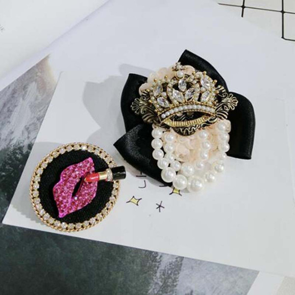 Korea Retro Crystal Pearl Brooches Corsage Sexy Lip Brooch Pins Women Suit Hat Accessories Jewelry Support Mix