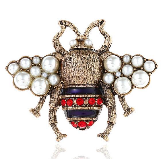 Retro Brand Insect Bee Brooch Collar Pins High Quality Pearl Crystal Corsage Women Girl Siut Shirt Dress Accessoreis Wedding Jewelry