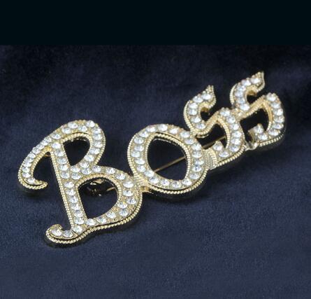 Letters Design Brooches Corsage Clear Crystal Rhinestone Gold Tone Brooch Pins Broach For Men Duit Accessories Prom Jewelry 4.7*4.5cm
