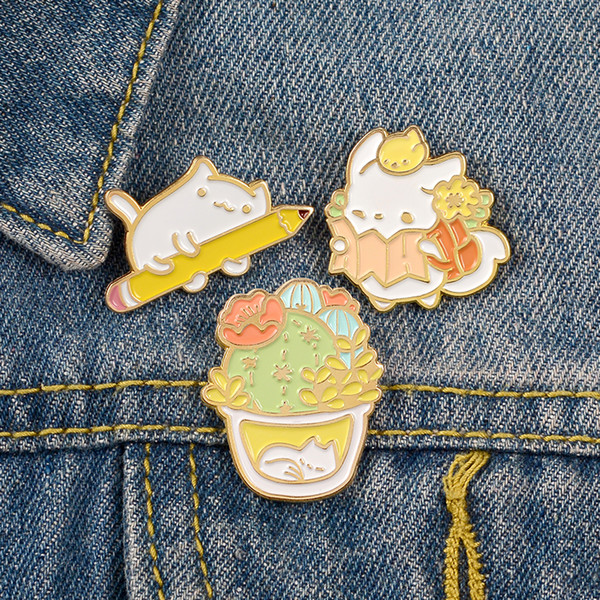 Colorful Enamel Brooches Bee Butterfly Bear People Pins Denim Clothes Bag Mini Cartoon Jewelry Gift For Friends