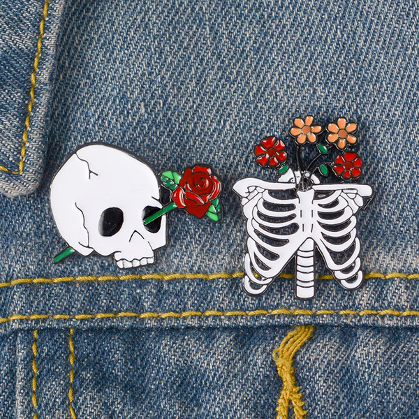 Punk Skull Sternum Enamel Pin Flowers grow in the Skeleton Lapel Brooch Collision between life and death Bone Badge Jewelry