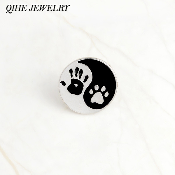 QIHE JEWELRY Taiji Ying yang black and white round pendant Human hand print and dog paw print pins Lapel pin Badge Best friend