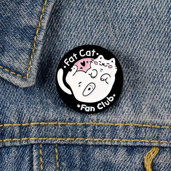 Cartoon White Fat Cat Lying Lazily Pin Enamel Brooch Bag Clothes Lapel Pin Badge Fashion Jewelry Gift For Fan