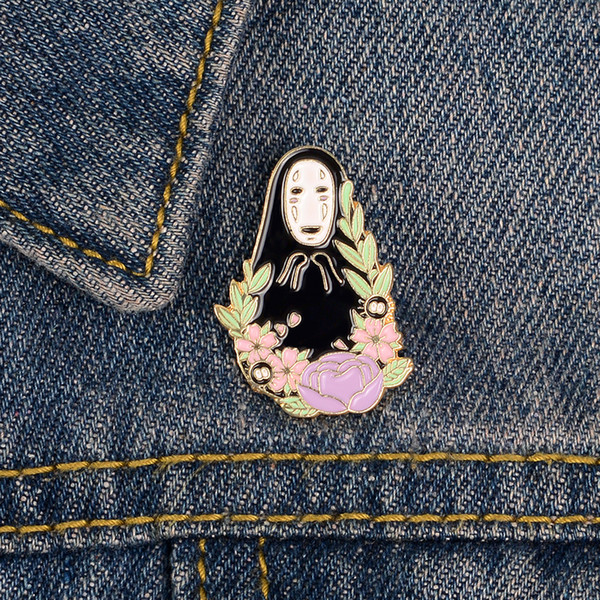 Halloween Enamel Brooch Witch Skeleton Surrounded By Garland Bag Clothes Lapel Pin Badge Punk Jewelry Gift For Friends