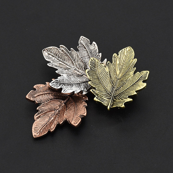 Europe And The United States Retro Corsage Fashion Three-Color Textured Explosion Models Multi-Colored Leaves Pin Leaves Brooch