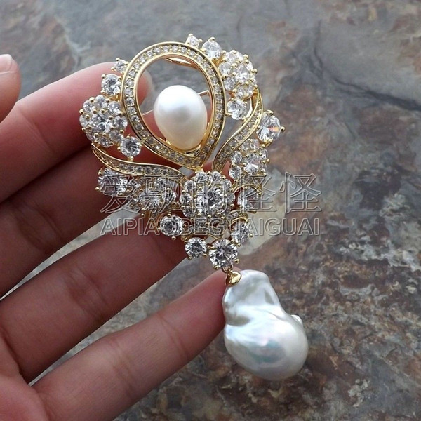 BR112410 White Keshi Pearl Cz Pave Brooch