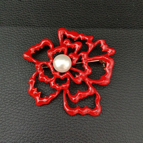 BR091222 12MM White Pearl Flower Brooch