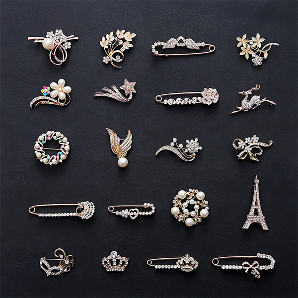 Luxury 55 Designs Faux Pearl Rhinestone Lapel Pin Brooch Broaches Women Designer Brooch Enamel Pin Jewelry Wedding Party Decoration