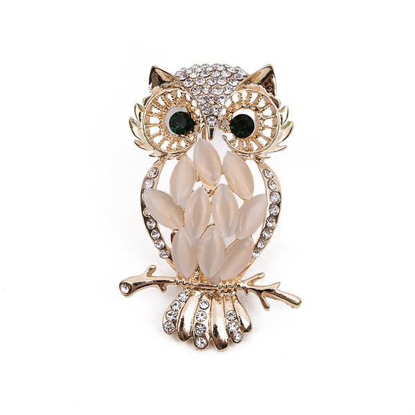 Golden Plated Zinc Alloy Lovely Owl Bird Rhinestone Crystal Brooch Pin Jewelry Fashion Suits Accessories For Women And Men