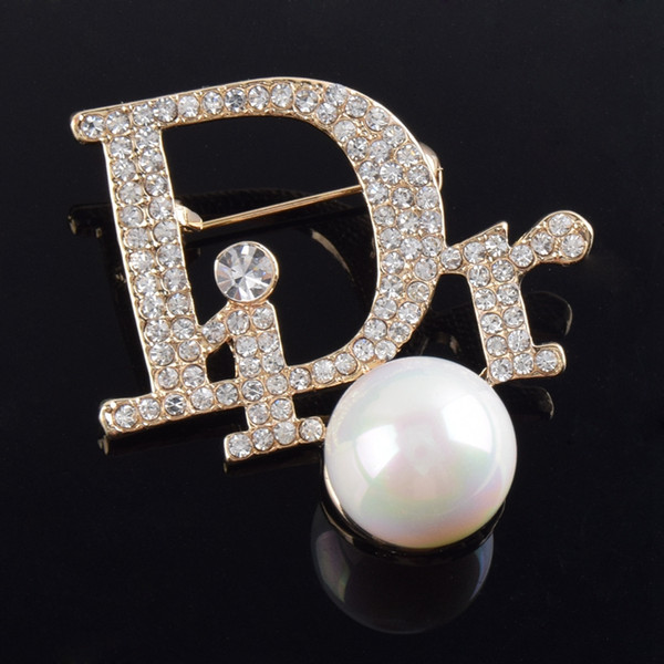 Women Pearl Brooch With Crystal Luxury Brand Designer Brooch Pin For Dress Jewelry Lapel Pins Suit Pins