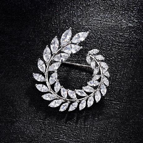 Hot Sale and Brand New Creative Zircon Brooch Female Olive Branch Brooch Han Version of Personalized Gifts Pin Jewelry Wholesale