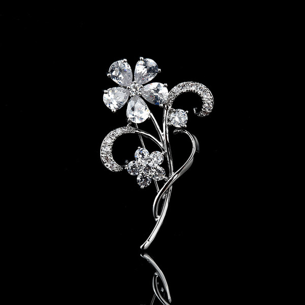 Luxurious zirconia brooch for women with high-end brooch temperament floral dress pin suit accessories