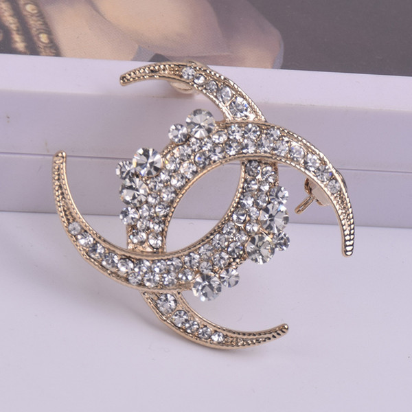 Fashion new style water drill brooch, high - grade suiting corsage with clothing accessories brooch