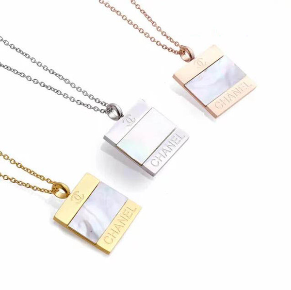 New Fashion Geometry Square Pendant Necklace Steel Titanium Letters Logo Clavicle Chain Adjustable Ncklace Women Girl Charm Jewelry