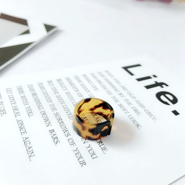 Free Shipping New Simple Tortoise Resin Brown Fashion Cute Pretty Sweet Elegant Popular Ring For Women