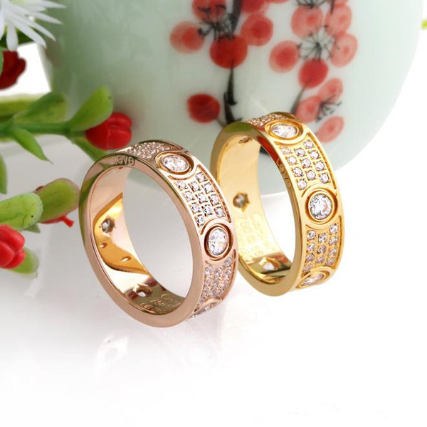 Hot Fashion Love Rings Stainless Steel Rose Gold Couple Band Ring with Diamonds Silver 18K Gold Lovers Rings for Women Men Fine Jewelry