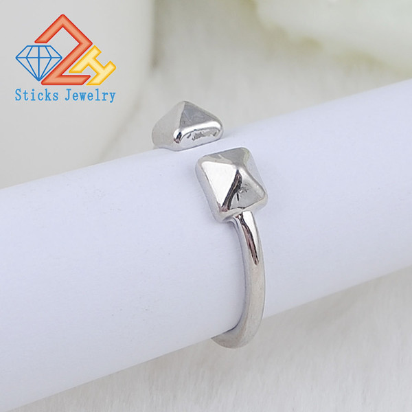 Fashion Arrow Shape Zinc Alloy Open Rings White K Plated Finger Ring Women and Men