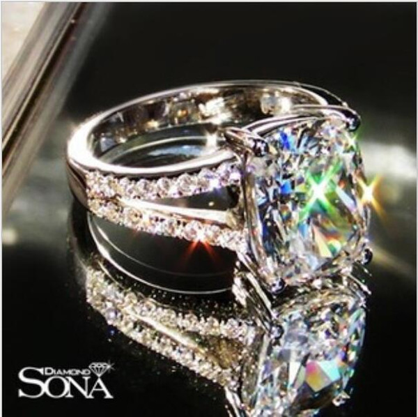 Luxury Wedding Ring 3.85 Karat Cushion Cut Sona Synthetic Diamond Engagement Rings For Women 925 Sterling Silver Promise RingThat Never Fade