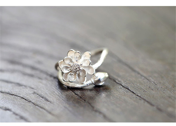 Chinese wind, retro wind, ring, female S925, Sterling Silver lotus flower, silver flower, flower bud, opening guard, art and accessories.