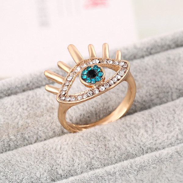 Wholesale New Vintage Crystal Ring For Men And Women Personality Eye Shape Band Ring Personality Fashional Couple Ring Alloy Jewelry