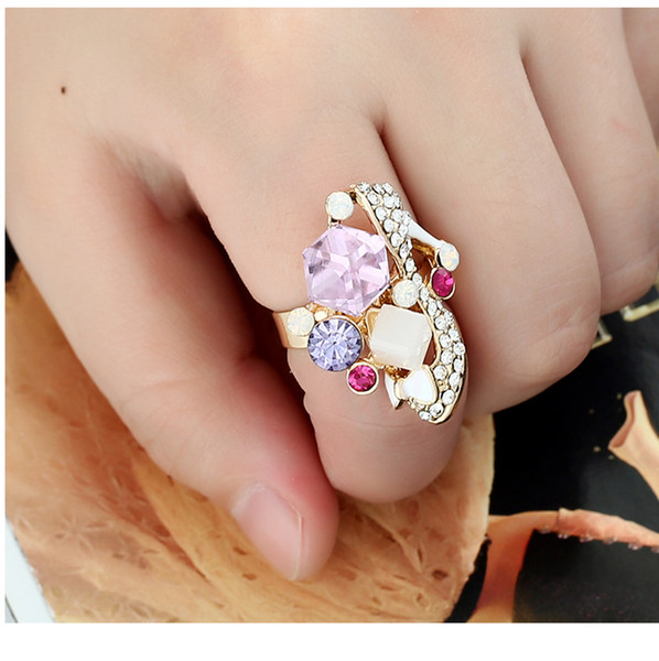 Personality Ring Crystal Rhinestone Exaggerated Alloy Band Rings For Women Party Wedding Engagement Korea Style Elegant Ring Femal'S Jewelry