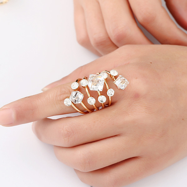 Crystal Rings Europe and American Style KC Golden Band Ring For Femal Party Gift Wedding Fashional Rhinstone Ring Flower Shape 4 Colors