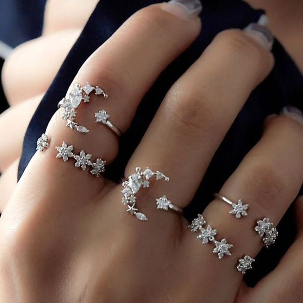 5pcs/set Bohemia Retro Rhinestone Crystal Moon Ring Hollow Punk Personality Open Star Moon Crystal Rings Star Ring Women Fashion Jewelry