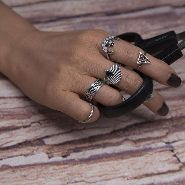 idealway 7 Pcs/set Vintage Gypsy Silver Plated Crystal Moon Charm Ring Set for Women Jewelry