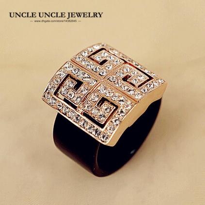 Brand Design Rose Gold Color Retro Rome Paved G Design Rhinestone Square Acrylic Lady Finger Ring Wholesale