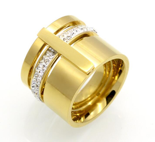 The new three-ring middle diamond mud drill titanium ring wild tide gold plated couple rings