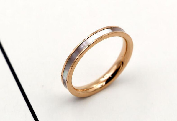 Korean Fashion Week Pearl Mother Shell Ring Women Popular Titanium Steel Plated Rose Gold Ring