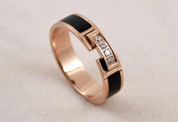 Korean version of the black four diamond CNC micro diamond ring Fashion tide of the female gold titanium diamond plated gold ring