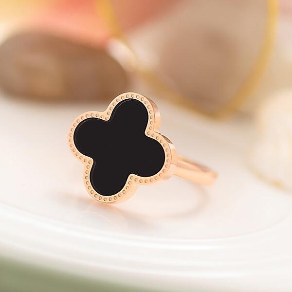 18K Rose Gold Plated Rings Four Leaves Clover Designer Lady Finger Ring Ajustable Size Fit all For Girls OL Women